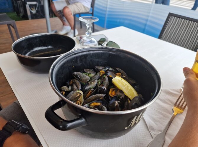 Restaurant La Presqu’ile Tabac PMU Brasserie Bar à Brest, France