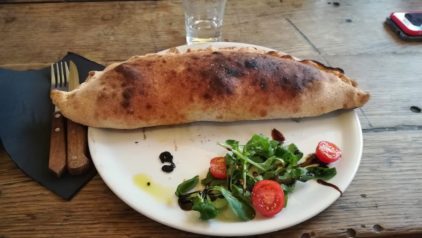 Restaurant La Rotonde Stalingrad à Paris, France