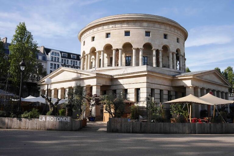 Restaurant La Rotonde Stalingrad à Paris, France — photo 1