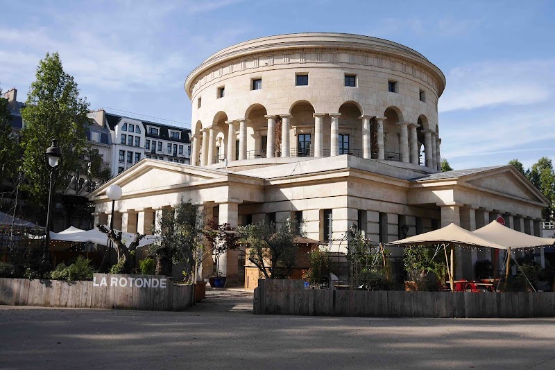 Restaurant La Rotonde Stalingrad à Paris, France