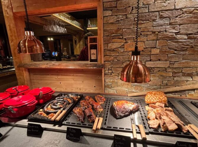 Restaurant La Taverne Savoyarde à Faverges-Seythenex, France