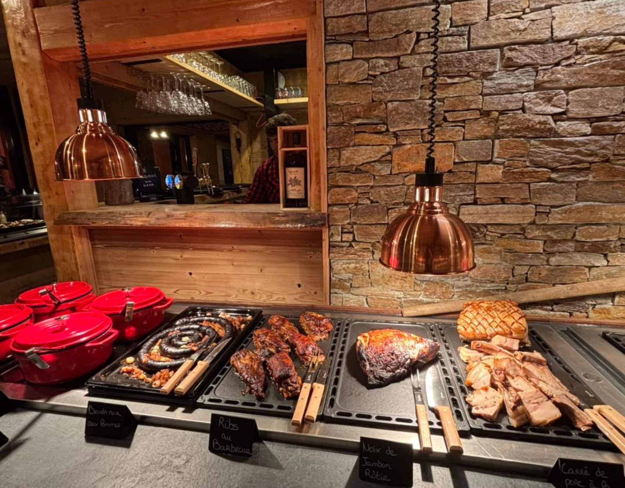 Restaurant La Taverne Savoyarde à Faverges-Seythenex, France