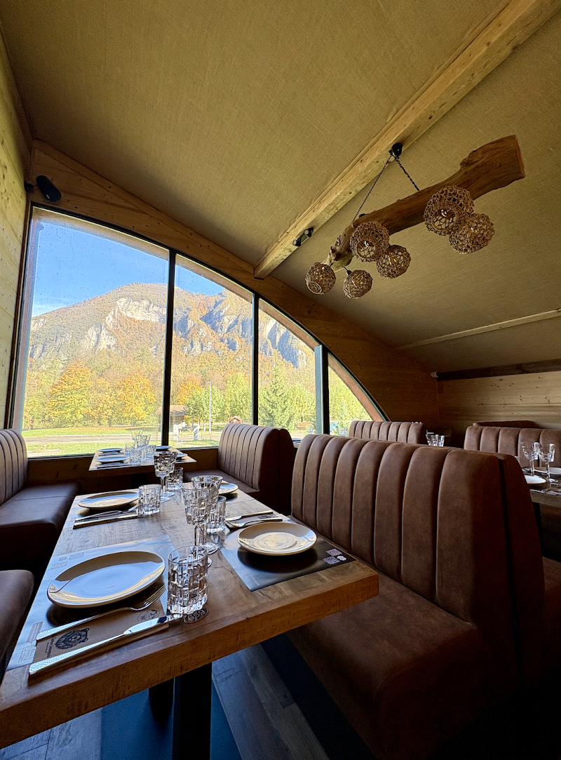 Restaurant La Taverne Savoyarde à Faverges-Seythenex, France