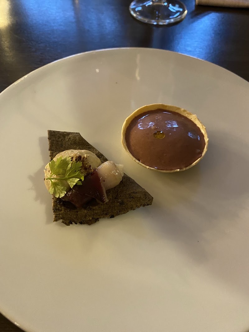 Restaurant La Tulipe Noire à Fleury, France