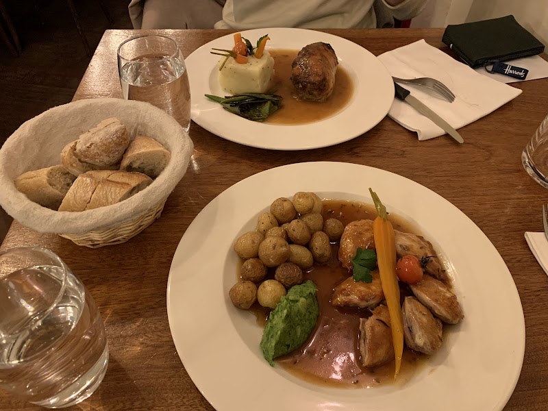 Restaurant La Vache et le Cuisinier à Paris, France