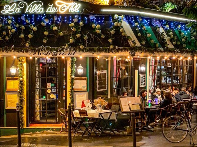 Restaurant La Villa des Abbesses à Paris, France