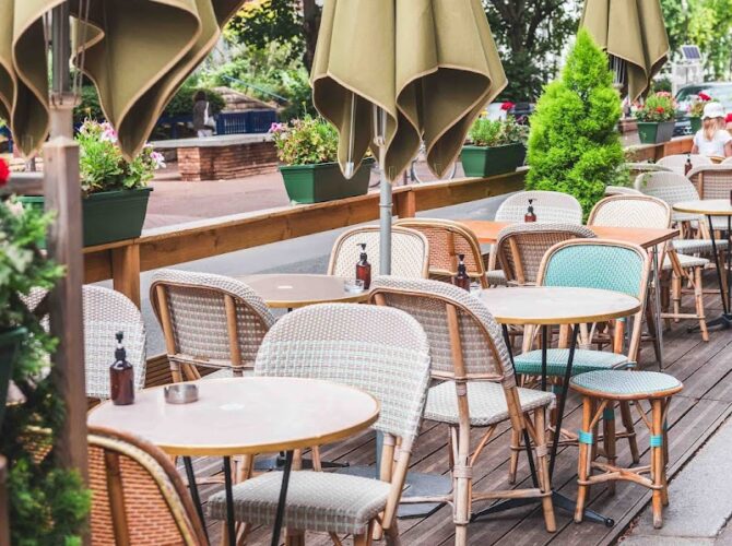 Restaurant L’Abreuvoir à Paris, France