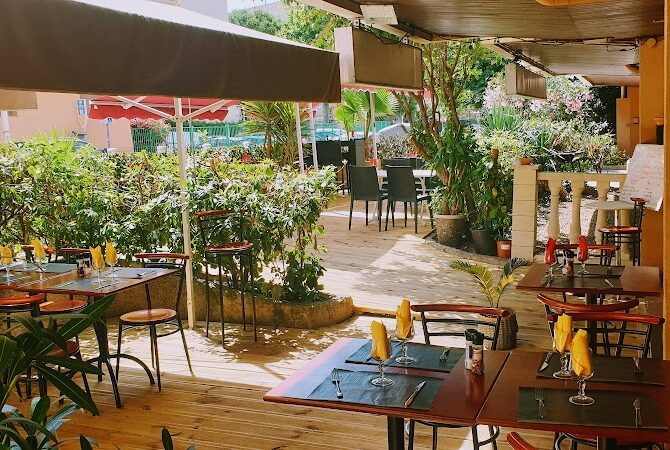 L’absinthe restaurant à Marseille, France