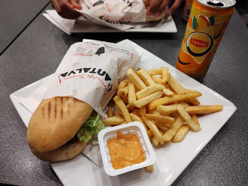 Restaurant L’Antalya à Lille, France