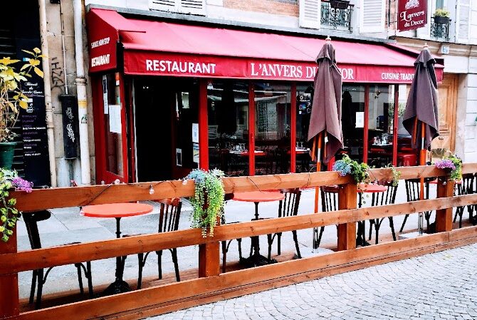 Restaurant L’Anvers du Décor à Paris, France