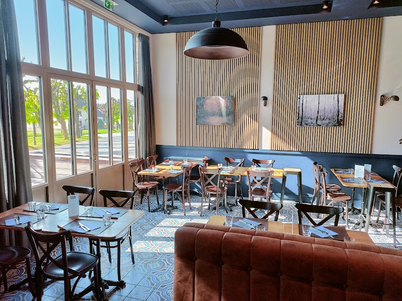 L’Atelier d’Etoges – Restaurant Brasserie à Étoges, France