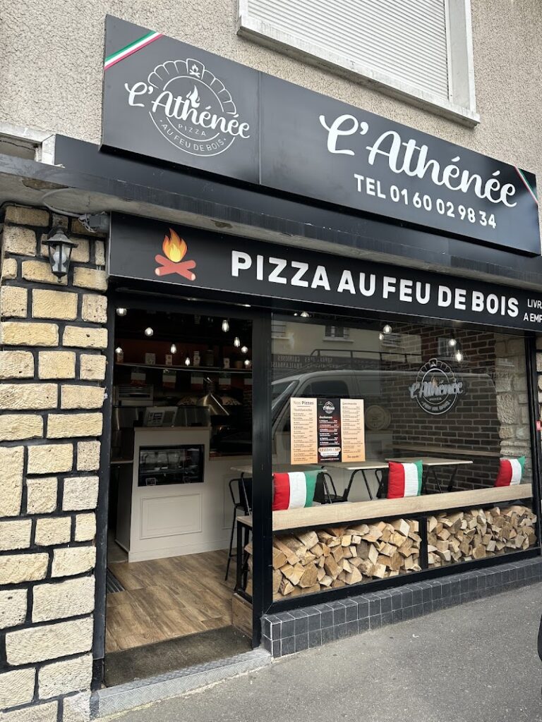 Restaurant L’Athénée Pizza à Pontault-Combault, France — photo 1