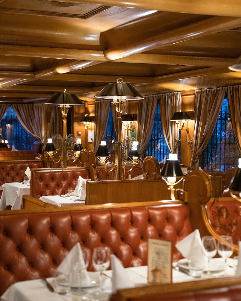 Restaurant L’Auberge Dab à Paris, France — photo 2