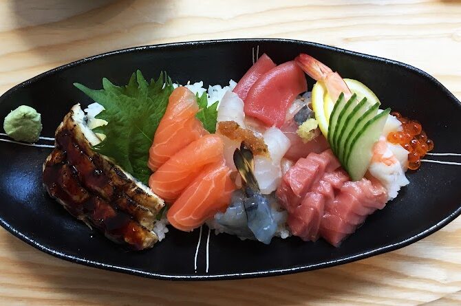 Restaurant Le Bar à sushi Izumi à Paris, France