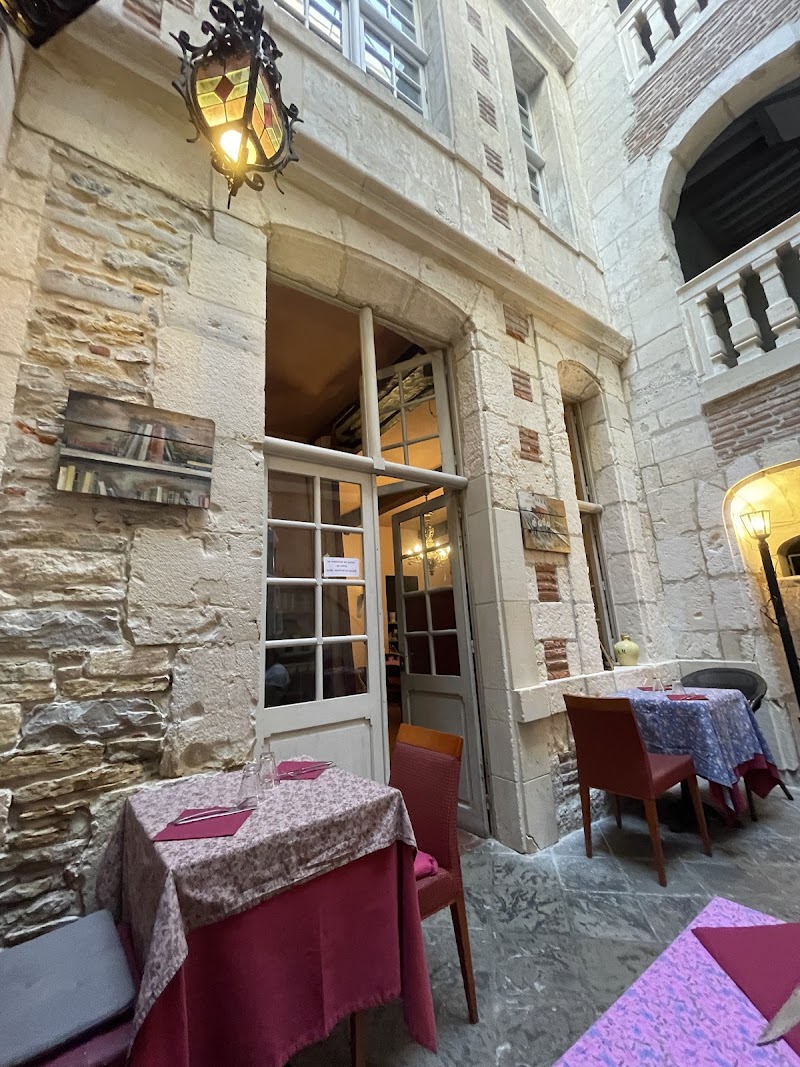 Restaurant Le Belzunce à Bayonne, France — photo 3