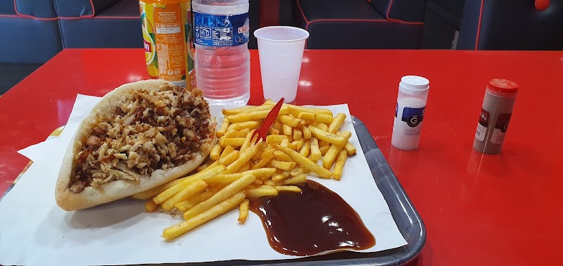 Restaurant Le Byblos à Tours, France — photo 2
