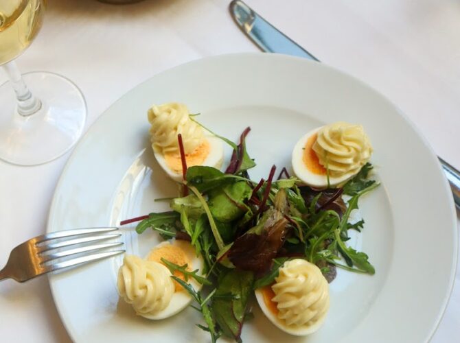 Restaurant Le Café du Commerce à Paris, France