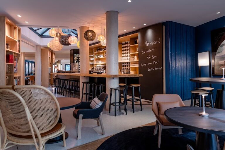 Restaurant Le Carré à Bayonne, France — photo 1