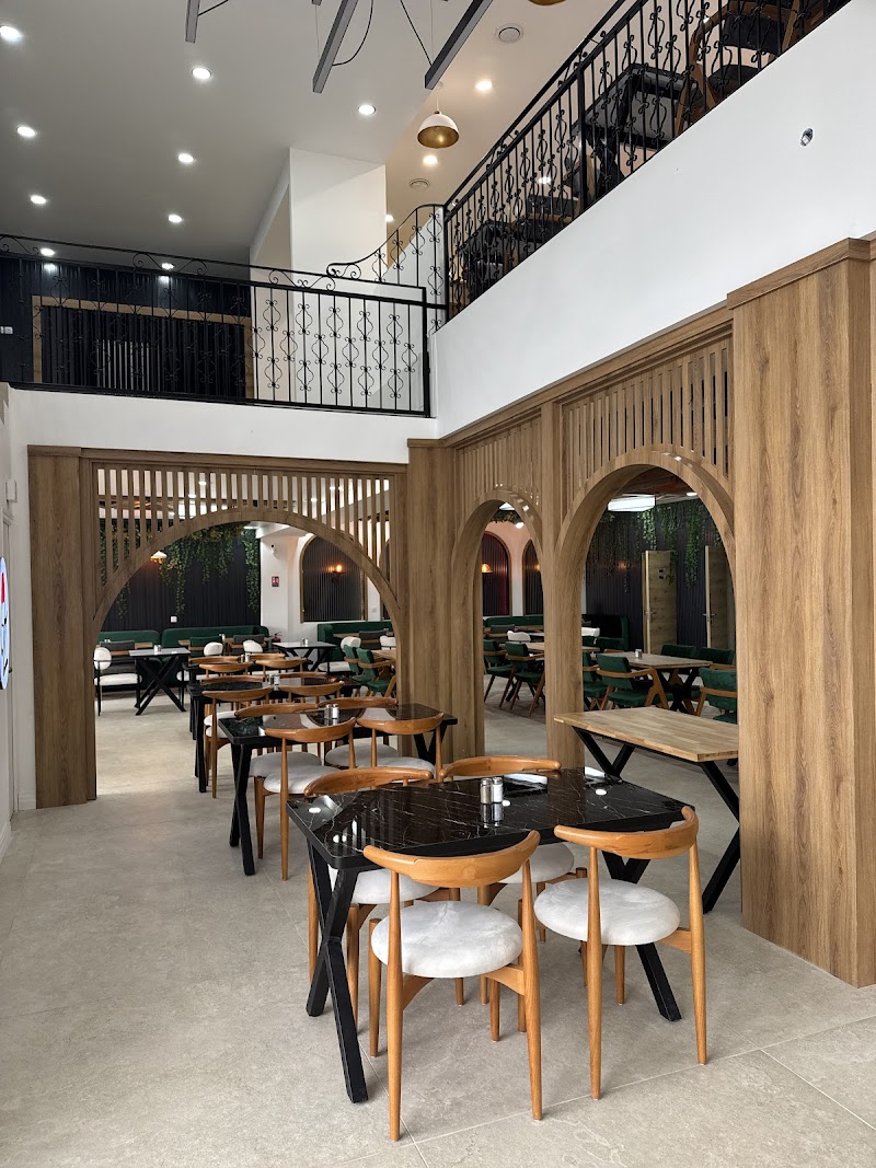 Restaurant Le Chalet d’oz – Kebab à Pontault-Combault, France