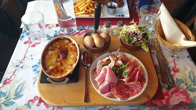 Restaurant Le Chalet Du Coucou à Tresserve, France