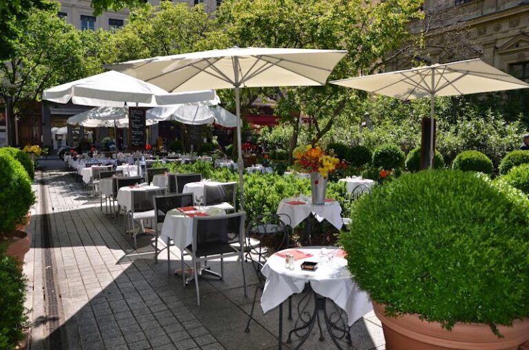 Restaurant Le Cintra à Lyon, France — photo 1