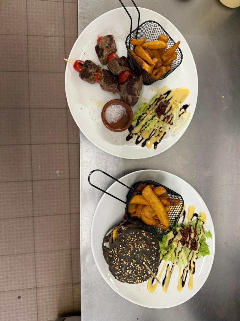 Restaurant Le Clover Steakhouse Montayral à Montayral, France