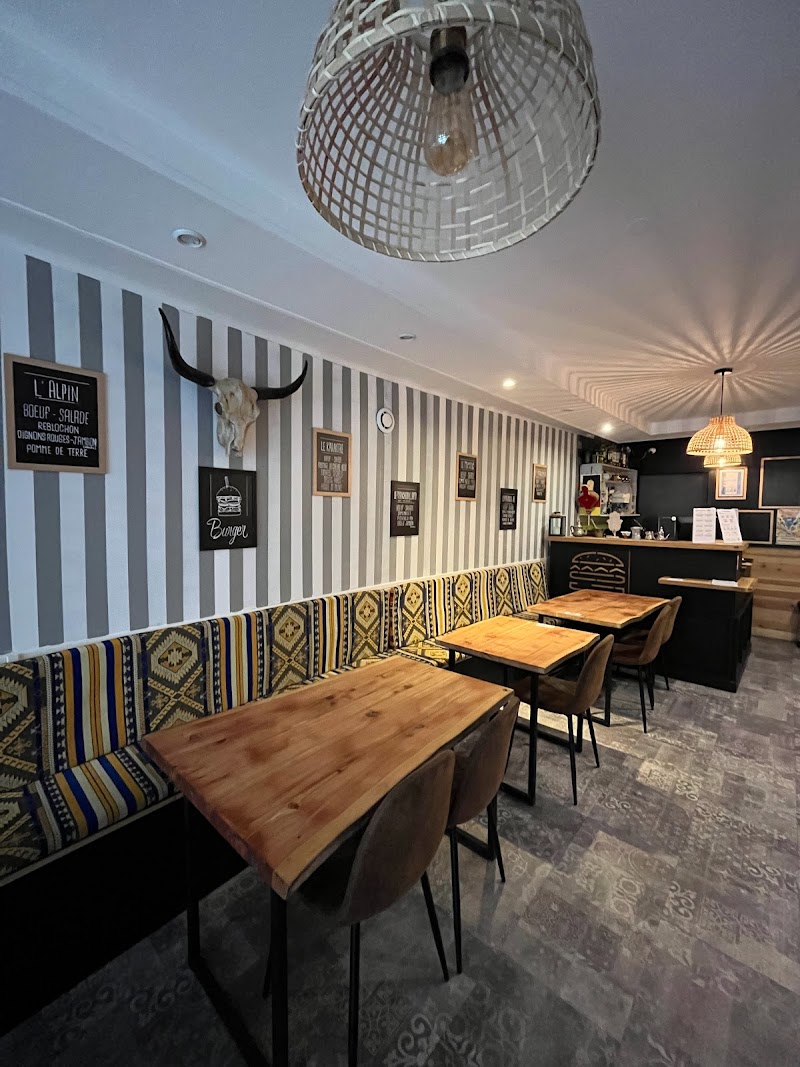 Restaurant LE KARAKTERE BURGERS ( Boeuf halal / Poulet / végétarien / Végane ) à Gap, France