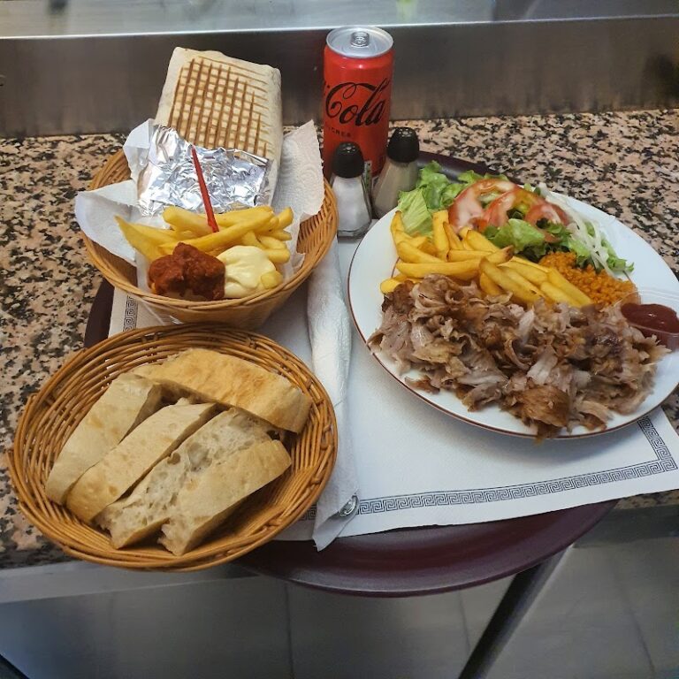 Restaurant Le kebab du vieux Lyon à Lyon, France — photo 1