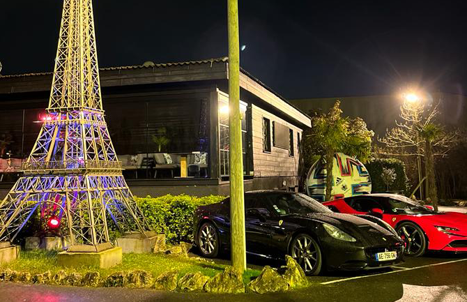 Restaurant Le Manaüs à Pontault-Combault, France