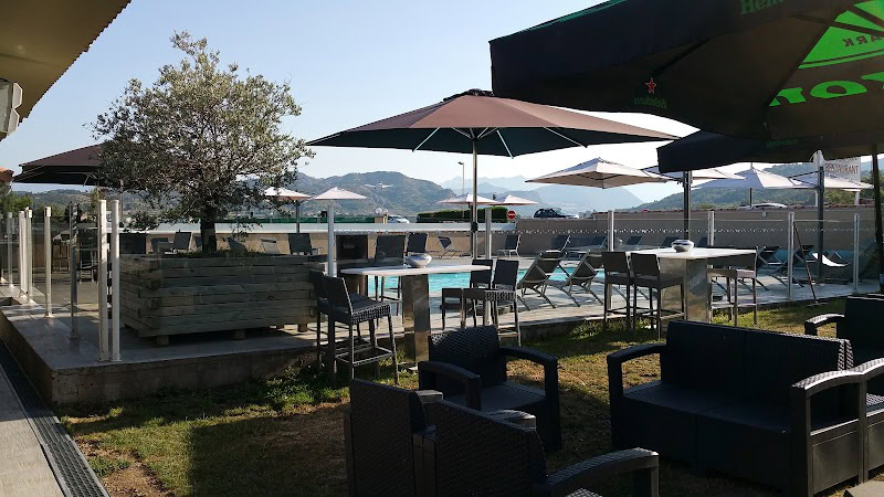 Restaurant Le Mas d’Estello à Tallard, France