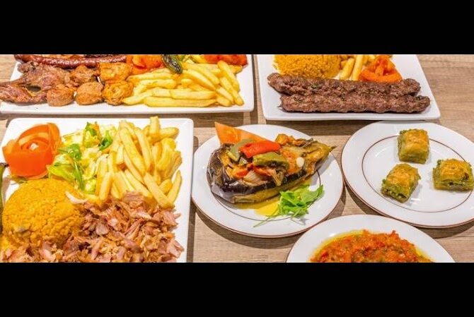 Restaurant Le Mondial – Meilleur kebab de Paris à Paris, France