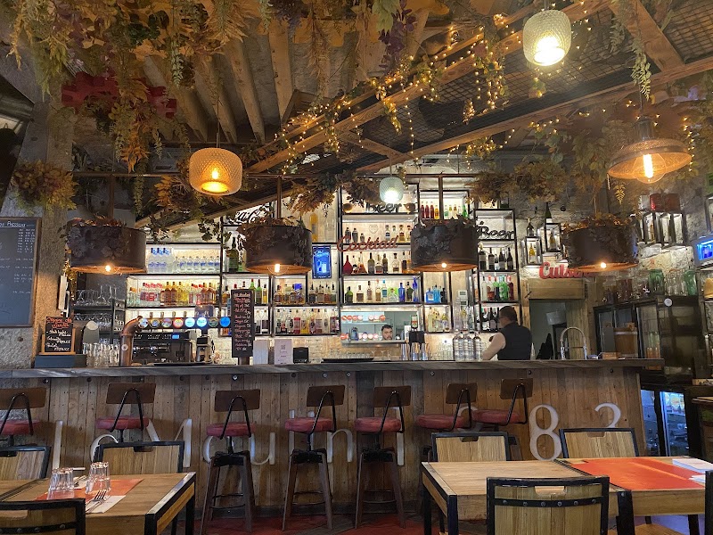 Restaurant Le Moulin 1883 à Lyon, France