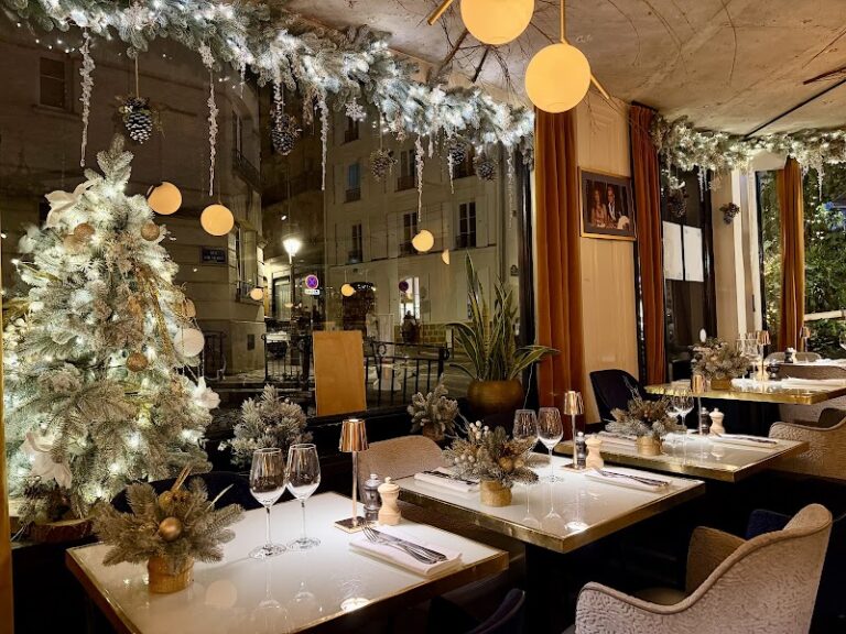 Restaurant Le Moulin de la Galette à Paris, France