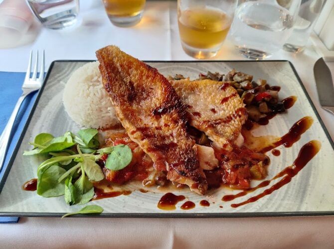 Restaurant Le Murier à Paris, France