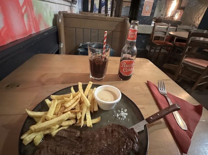 Restaurant Le Oulala Halal Paris à Paris, France