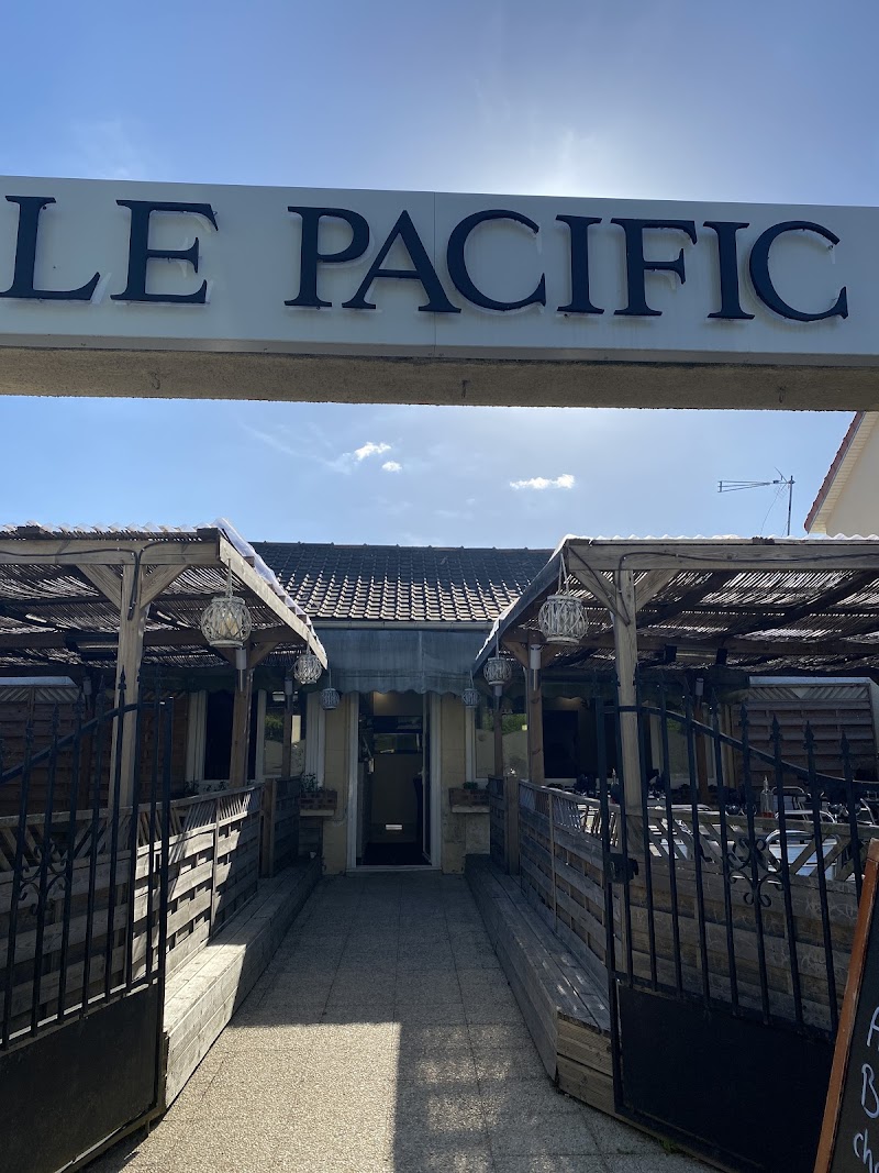 Restaurant Le Pacific à Puiseux-en-France, France