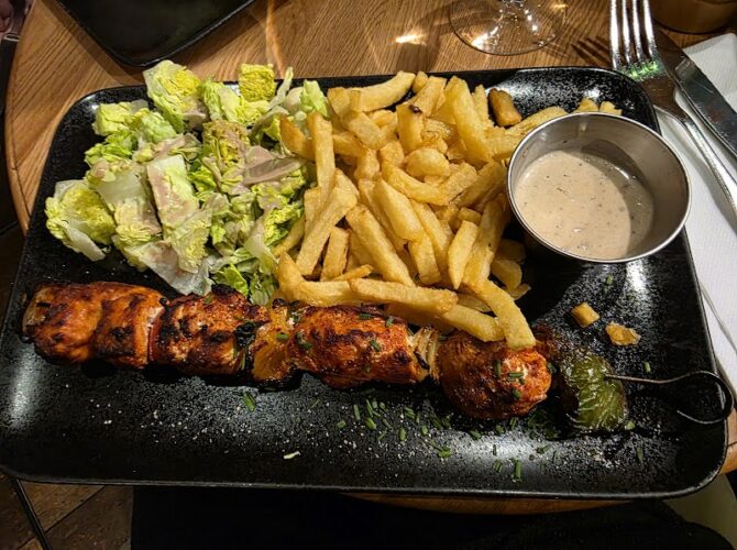 Restaurant Le Paris Montparnasse à Paris, France