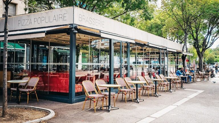 Restaurant Le Petit Plat à Marseille, France — photo 1
