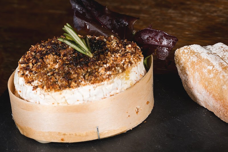 Restaurant Le Petit Pontoise à Paris, France