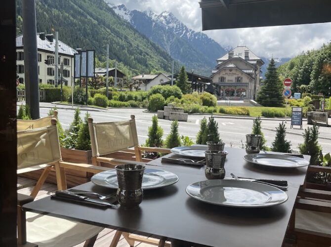 Restaurant Le Ptiot Monchu à Chamonix-Mont-Blanc, France