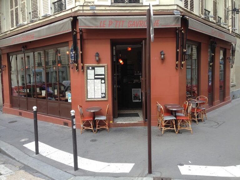 Restaurant Le P’tit Gavroche paris à Paris, France — photo 1