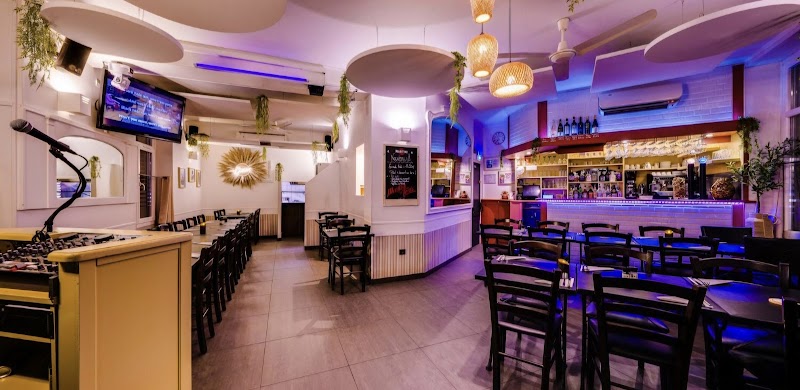 Le Pulcinella – Restaurant italien et karaoké à Lille, France