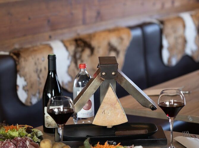 Restaurant Le Saint-Jo – La Féclaz à Les Déserts, France