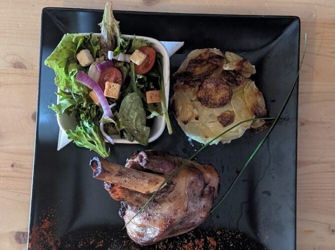 Le Sapey Coffee / Bar / Restaurant / Accueil De Groupe Et Privatisation à Les Déserts, France