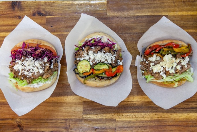 Restaurant LE TARPIN BON – Berliner Kebab – Castellane à Marseille, France