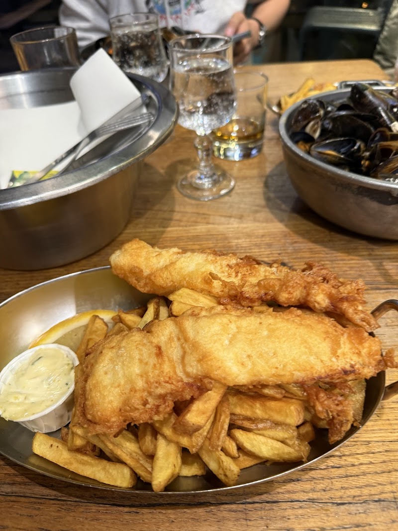 Restaurant Le Tour du Monde à Brest, France