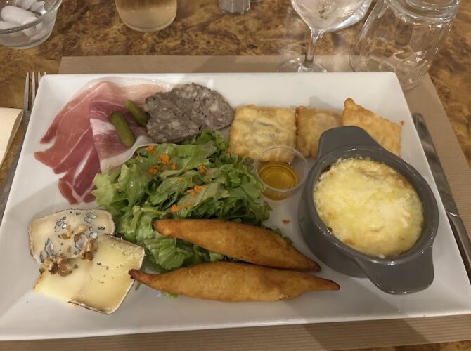 Restaurant LE TOURTON DES ALPES à Gap, France