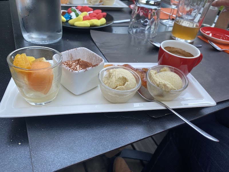 Restaurant Le.Trois.Quatorze à Champs-sur-Marne, France