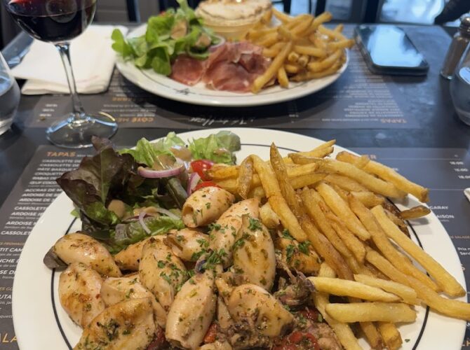 Restaurant Le Victor Hugo à Bayonne, France