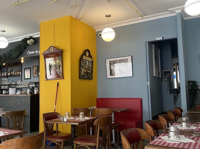 Restaurant L’Entracte (Bouillon) à Toulon, France